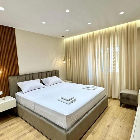 E&R Apartments At Myslym Shyri Тирана Екстериор снимка