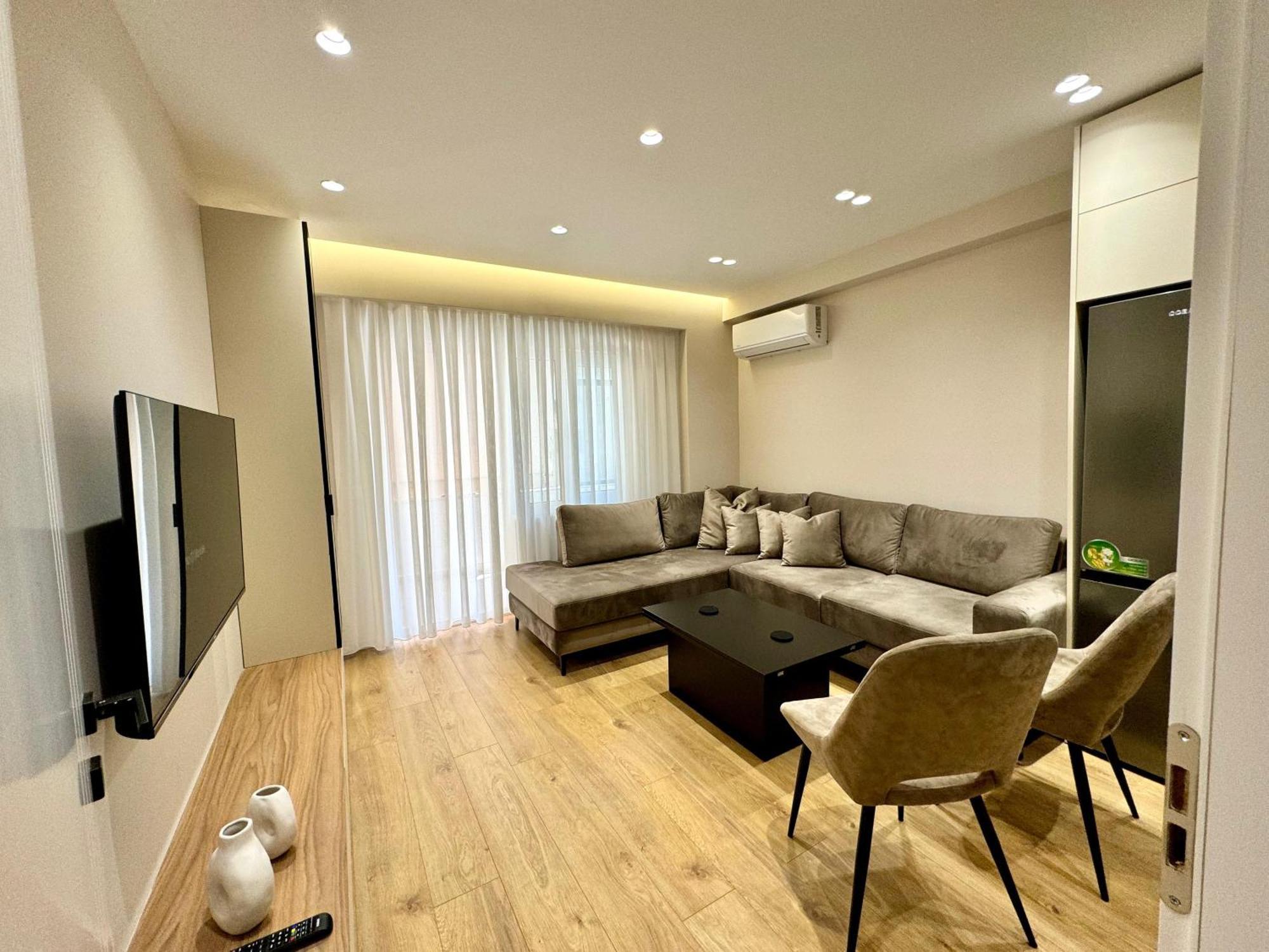 E&R Apartments At Myslym Shyri Тирана Екстериор снимка