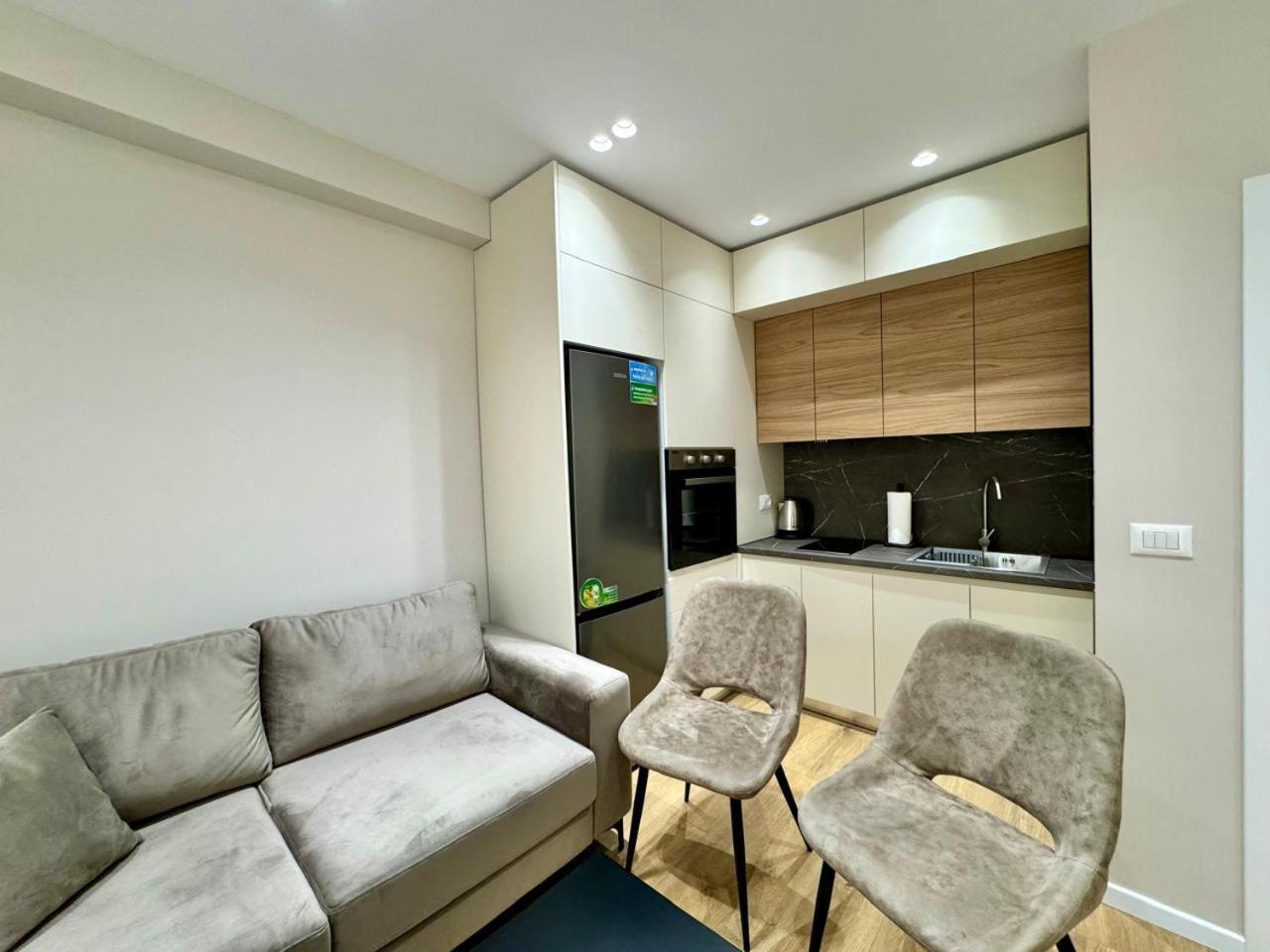 E&R Apartments At Myslym Shyri Тирана Екстериор снимка