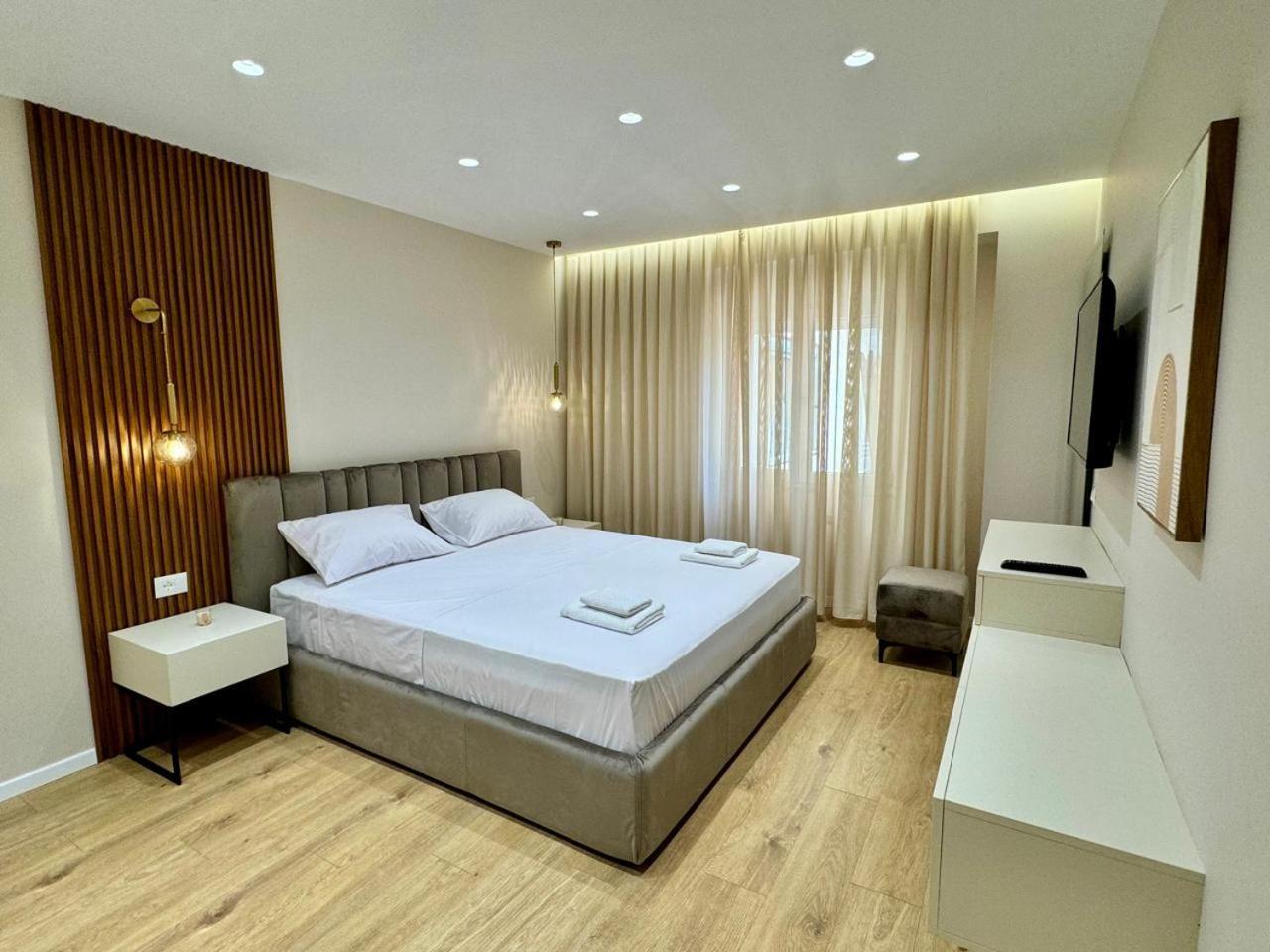 E&R Apartments At Myslym Shyri Тирана Екстериор снимка