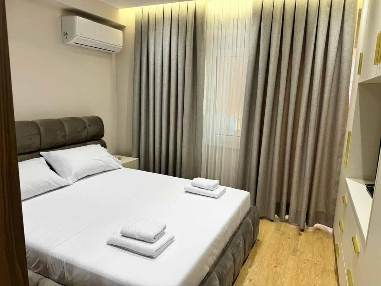 E&R Apartments At Myslym Shyri Тирана Екстериор снимка