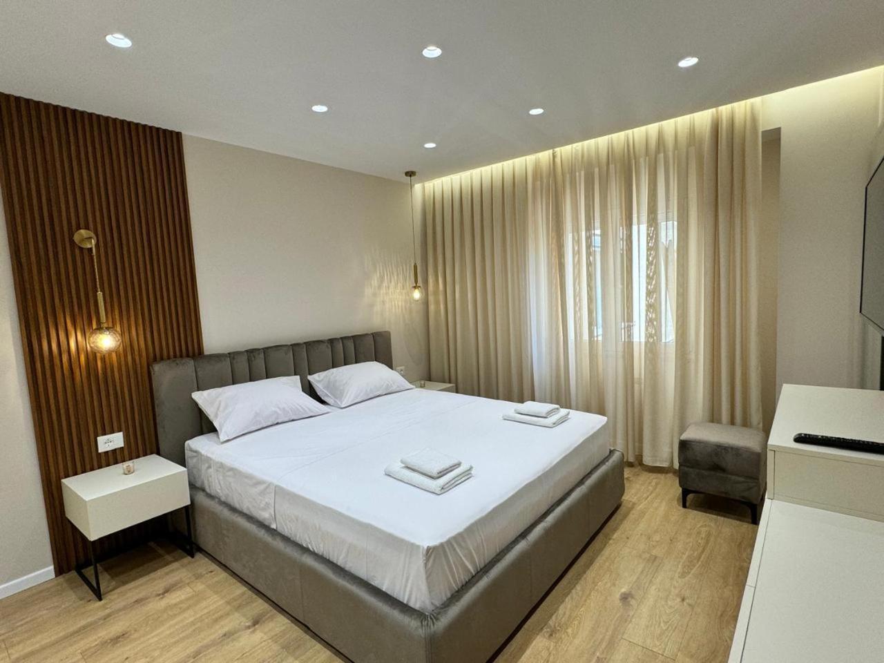 E&R Apartments At Myslym Shyri Тирана Екстериор снимка