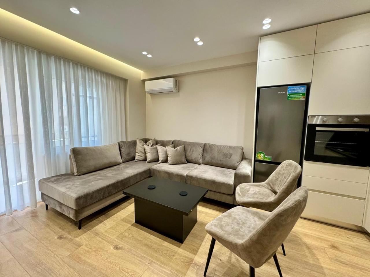 E&R Apartments At Myslym Shyri Тирана Екстериор снимка