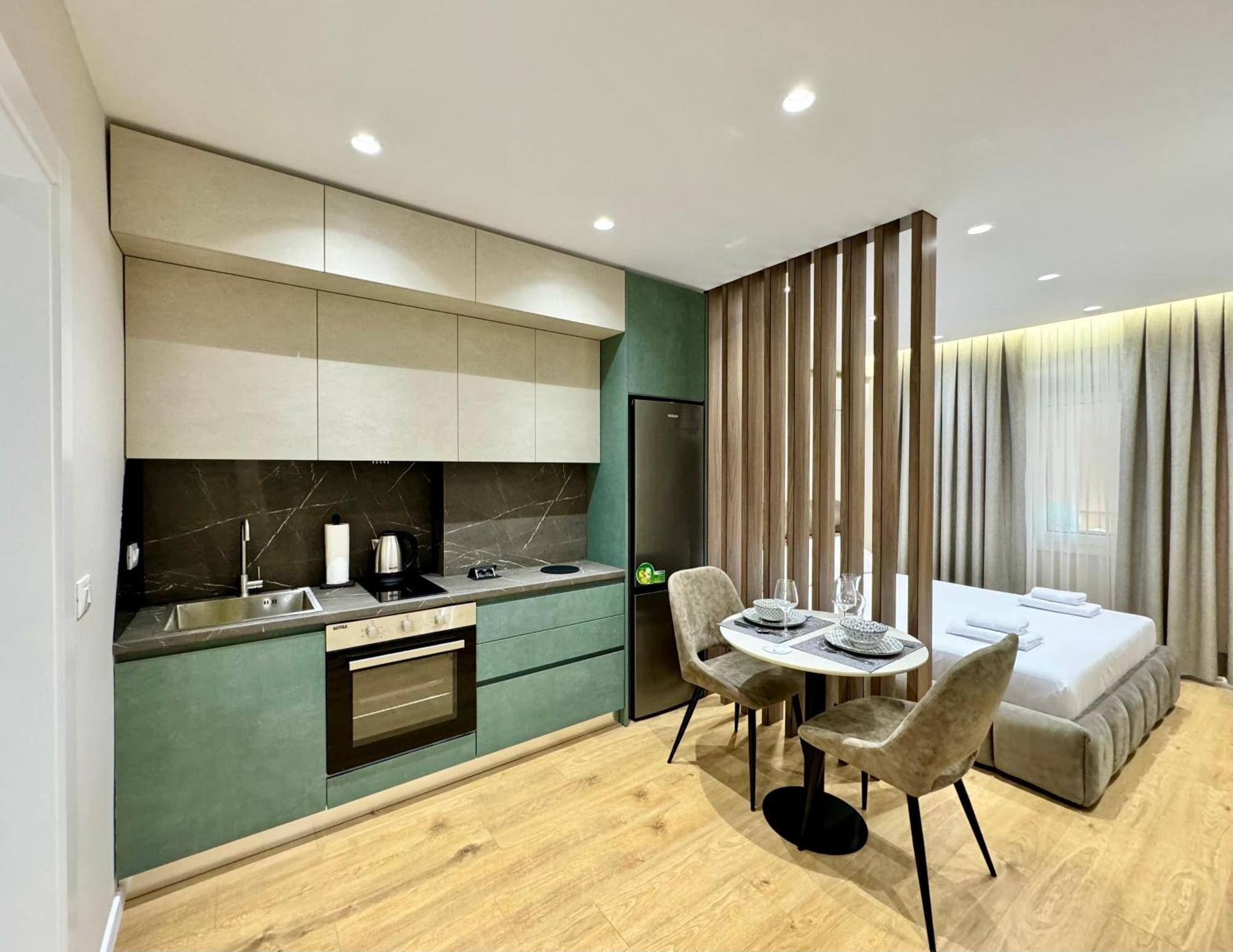 E&R Apartments At Myslym Shyri Тирана Екстериор снимка